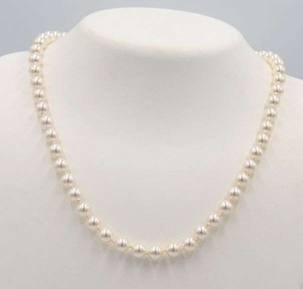Fresh water Pearl Necklace