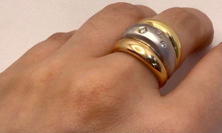 FANCY 14K TWO TONE GOLD DOME SHAPED DIAMOND RING