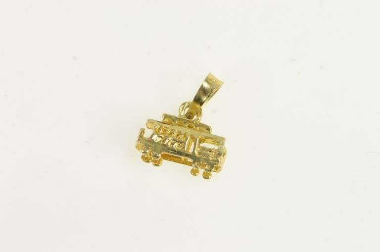 14K Yellow Gold 3D Trolley Car San Francisco Souvenir Charm/Pendant