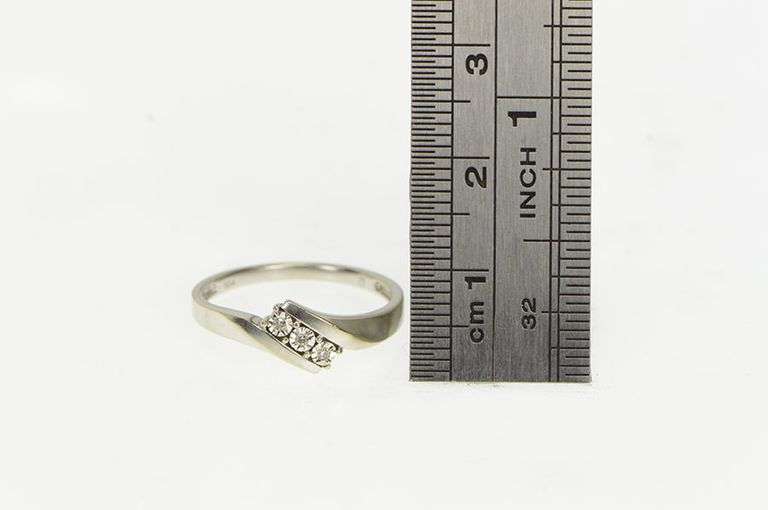 10K White Gold Vintage Three Stone Bypass Statement Ring