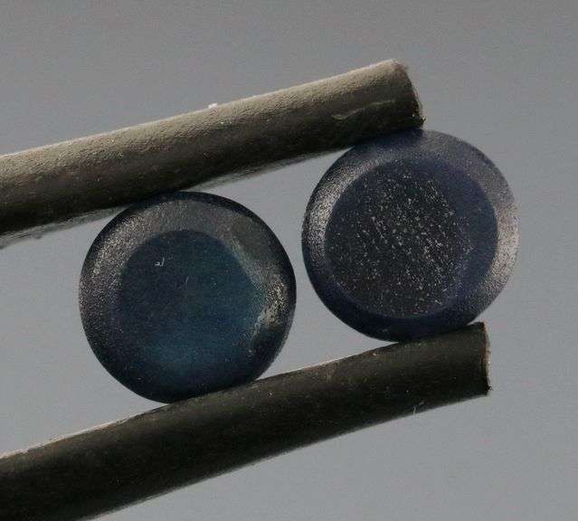 Stunning 1.71ct royal blue Star Sapphire pair