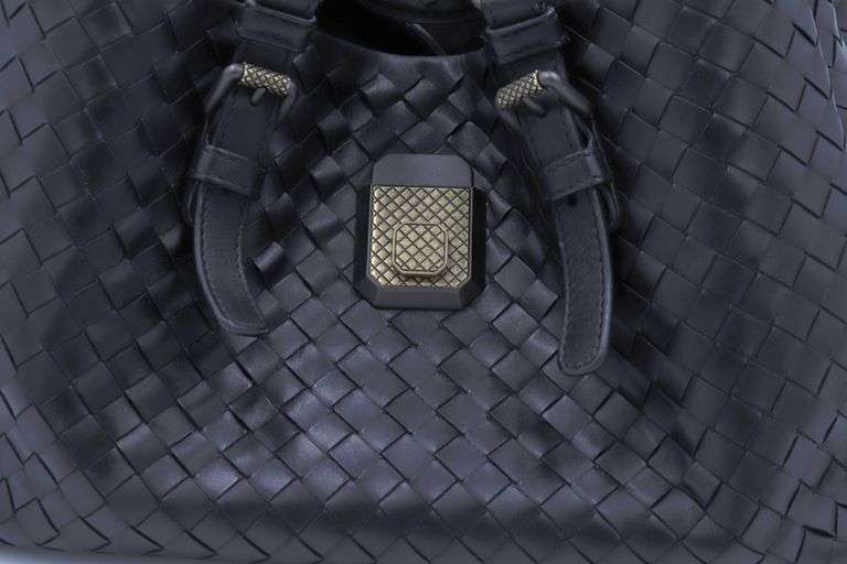 Preowned Bottega Veneta Intrecciato Handbag