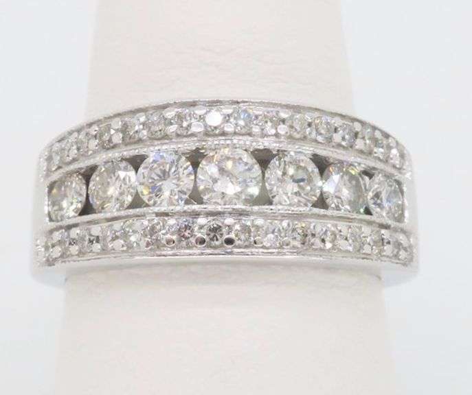 Diamond Anniversary Band