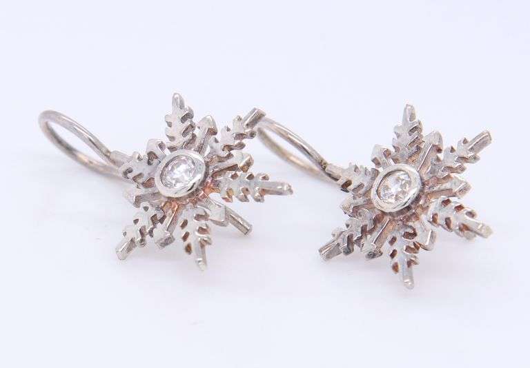 Sterling Silver Snow Flakes Earrings