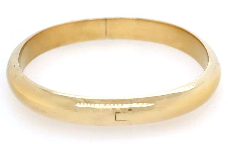 Vintage Tiffany & Co. Polished Hinged Bangle Bracelet in 18K