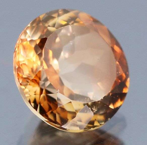 Outstanding 4.92ct bi-color Brazilian Topaz solitaire