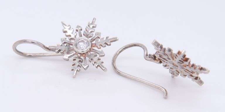 Sterling Silver Snow Flakes Earrings