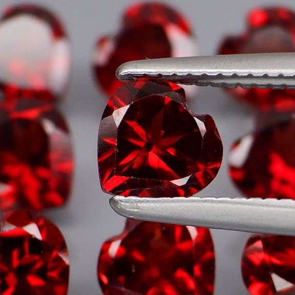 Premium 5.19ct heart cut cherry red Garnet set
