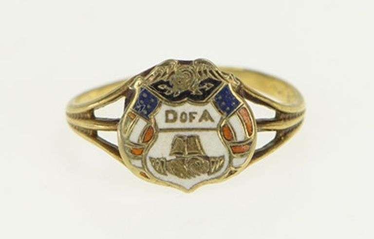 10K Yellow Gold Art Deco Daughters of America Enamel Catholic Ring