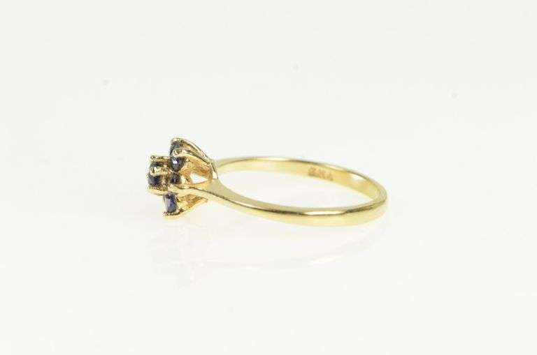 14K Yellow Gold Round Sapphire Flower Cluster Statement Ring