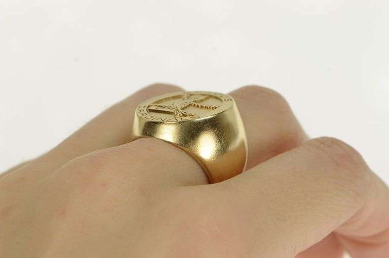 14K Yellow Gold Saint Louis Cardinals Baseball Team Domed Ring