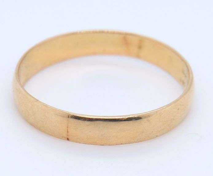 Simple Yellow Gold Wedding Band