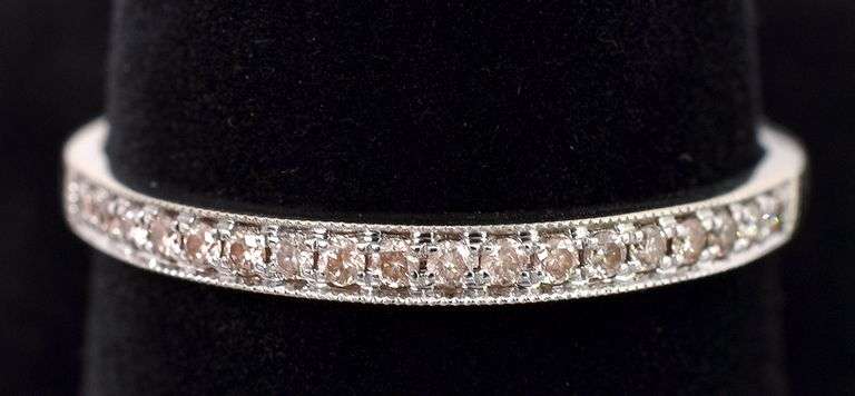 Classy Diamond Band Ring in 14K White Gold