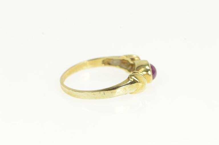 14K Yellow Gold Oval Natural Ruby Cabochon Vintage Ring