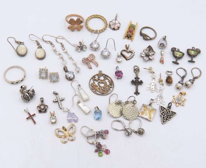 Group Lot of Vintage 925 Sterling Silver Jewelry