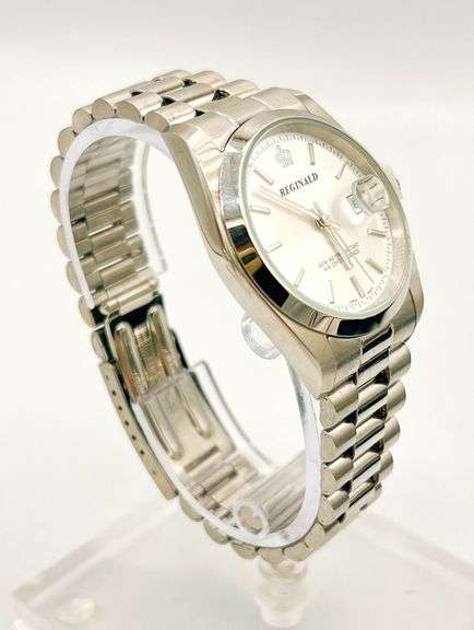 Men's Stainless Steel Classic Diver Watch w/ Day Date