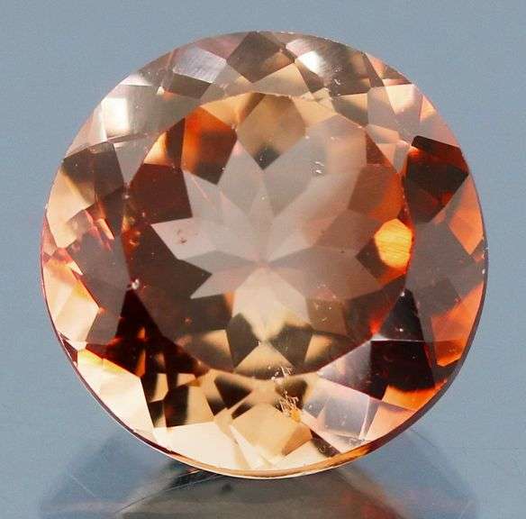 Outstanding 4.92ct bi-color Brazilian Topaz solitaire