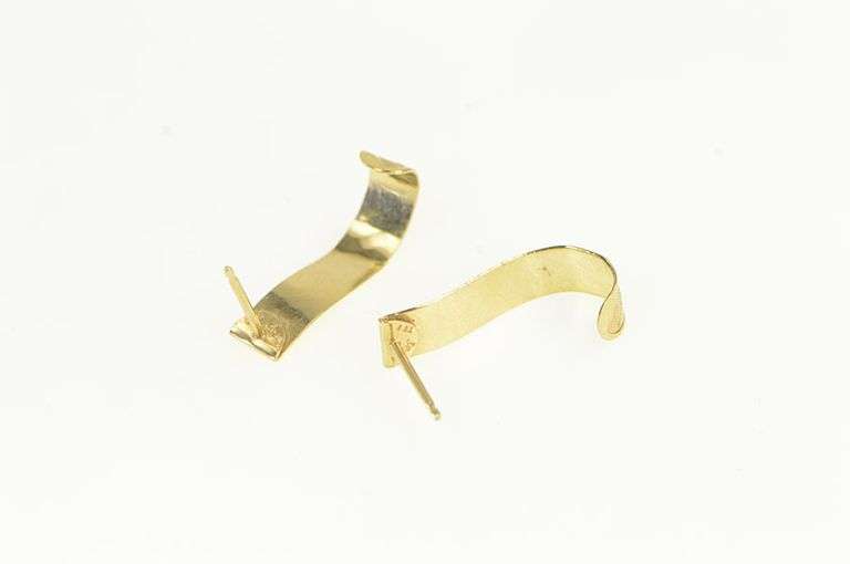 14K Yellow Gold Squared Curved Bar Striped Vintage Statement Earrings