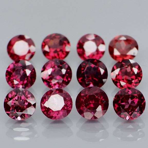 Premium solitaire cut 7.92ct VS Rhodolite Garnet set
