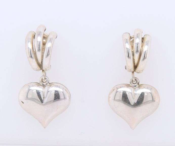 925 Sterling Silver Heart Shaped Dangle Earrings