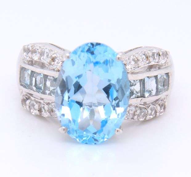 925 Sterling Silver Oval Blue Topaz Ring
