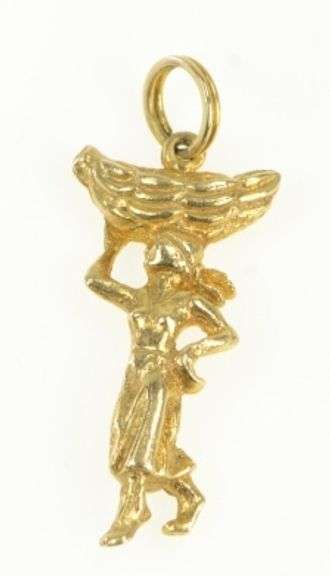 14K Yellow Gold Banana Bunch Carrying Lady Woman Vintage Charm/Pendant