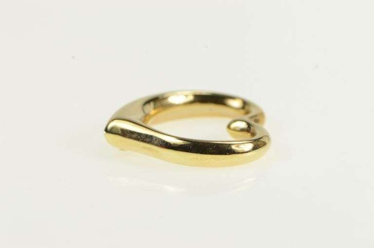 14K Yellow Gold Curvy Heart Vintage Classic Love Symbol Pendant