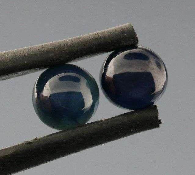 Stunning 1.71ct royal blue Star Sapphire pair