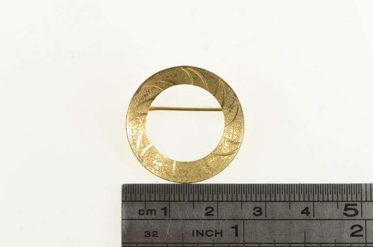 14K Yellow Gold Diamond Cut Vintage Textured Circle Concave Pin/Brooch