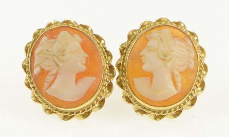 14K Yellow Gold Vintage Carved Shell Cameo Statement Stud Earrings