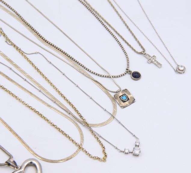 Group Lot of Vintage 925 Sterling Silver Chains and Pendants