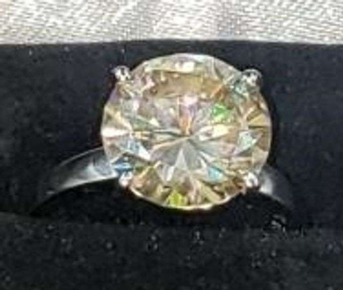Huge Sparking 5 Ct Light Gold Fire Moissanite Solitaire Ring