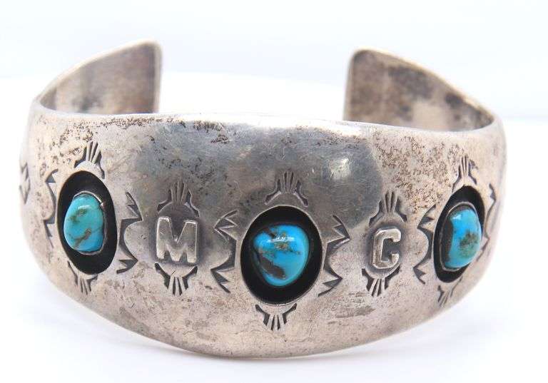 Vintage American Indian Sterling Silver Signed Turquoise Cuff Bangle