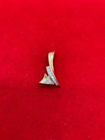 Certified 14k Gold and Diamond Pendant