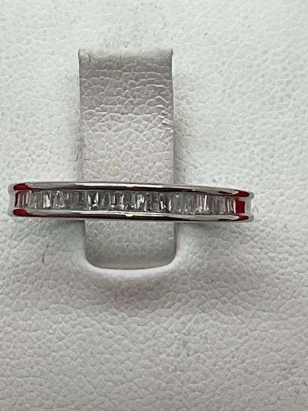 14K WHITE GOLD AND DIAMOND BAND