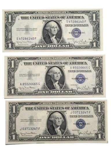3 Choice Unc 1935 D $1 Silver Certificates