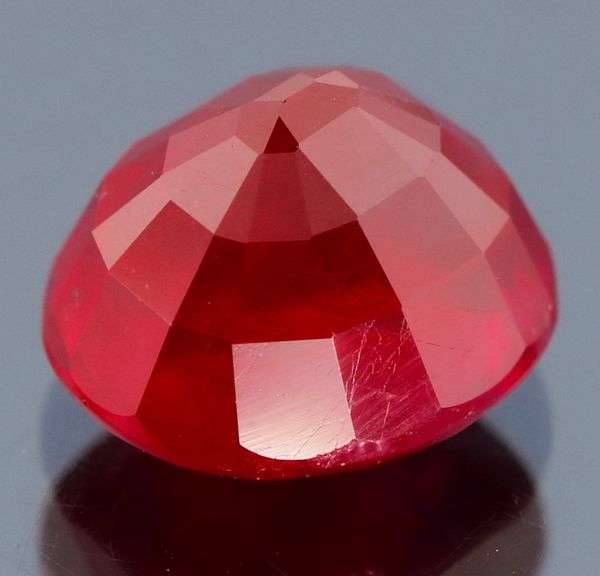 Amazing blood red 5.76ct Ruby