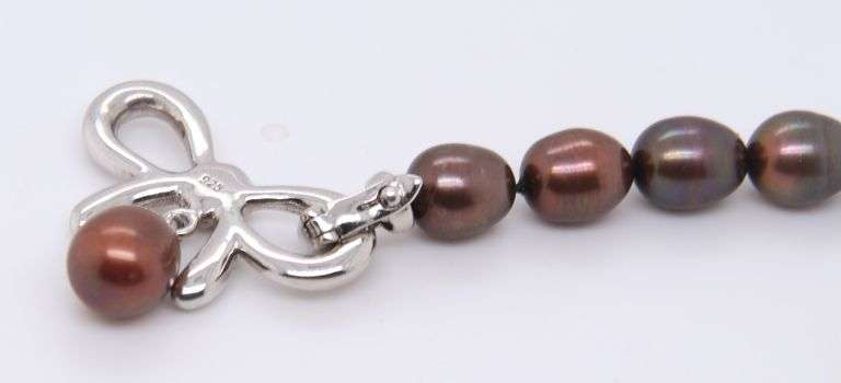 Vintage Pearl Necklace with Bow Clasp