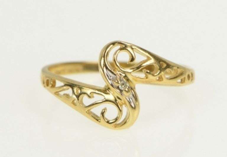 10K Yellow Gold Diamond Ornate Filigree Vintage Bypass Ring