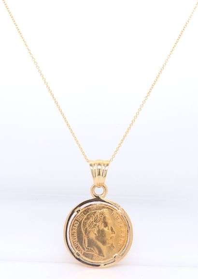 Elegant 21kt Yellow Gold 1870 20 France Gold Coin in Frame on Chain Necklace