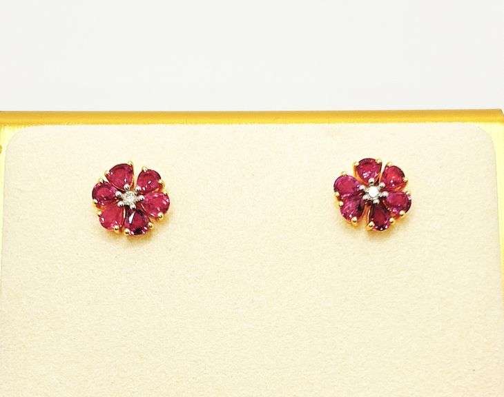 14KT SOLID YELLOW GOLD, RUBY, & DIAMOND FLOWER EARRINGS
