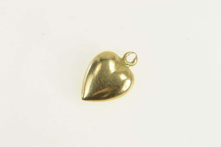 14K Yellow Gold Puffy Heart Forget Me Not Love Vintage Charm/Pendant