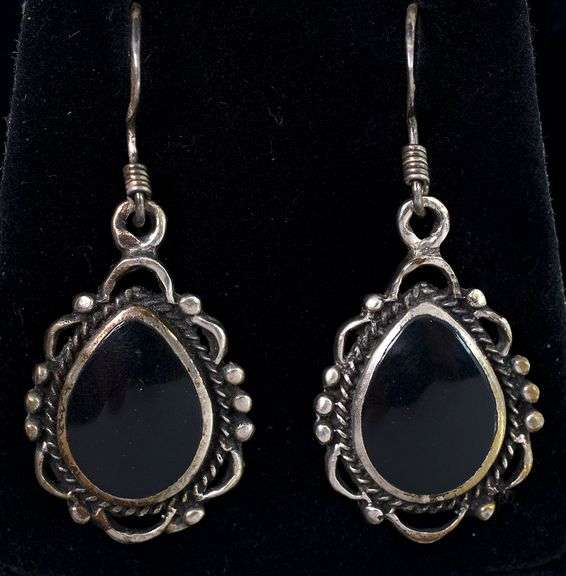 Black Onyx Dangle Earrings In Sterling Silver