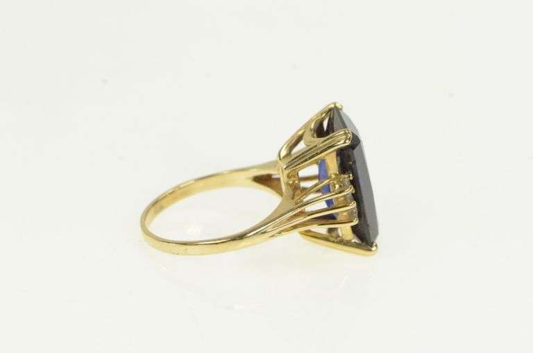 10K Yellow Gold Emerald Cut Syn. Sapphire CZ Accent Vintage Ring