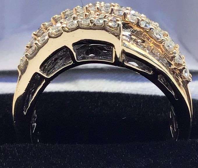 GORGEOUS 14K ROSE GOLD COCKTAIL DIAMOND RING