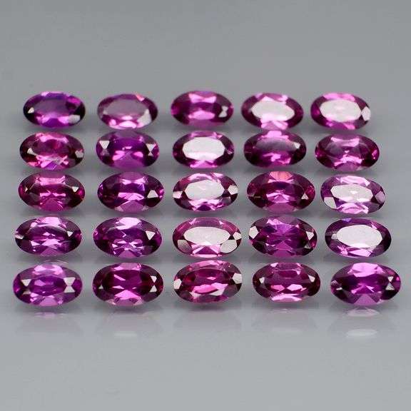 Amazing 7.32ct Rhodolite Garnet set