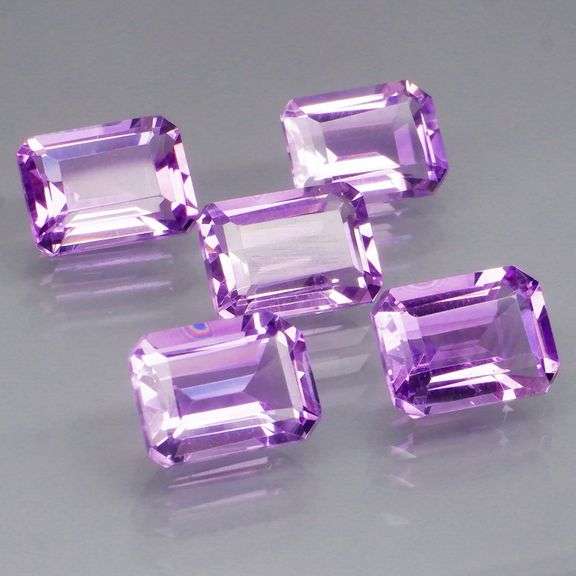 Vibrant 9.32ct 8x6mm real Bolivian Amethyst set
