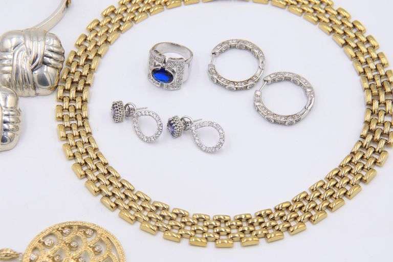 Assorted Lot of Sterling Silver Fashion Jewelry