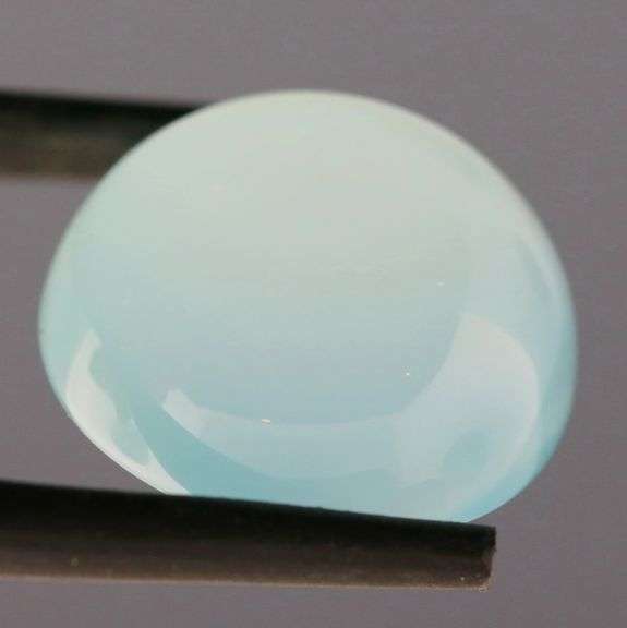 Glowing 17.00ct untreated Chalcedony cabochon