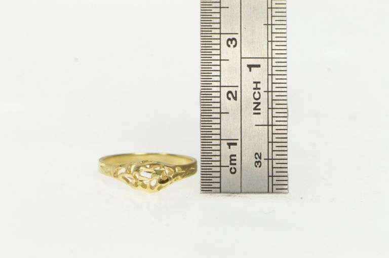 14K Yellow Gold Retro Textured Abstract Domed Vintage Ring